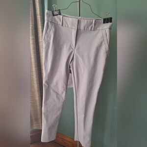 LOFT Light Gray Tailored Ankle Pants. Seam Down Back Leg. Super Cute! Sz 8